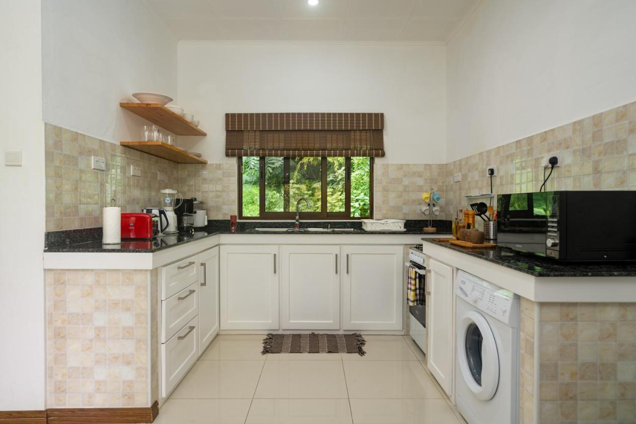 Kanasuk Self Catering Apartments Baie Lazare  Εξωτερικό φωτογραφία